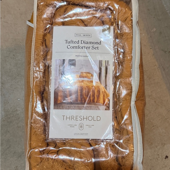 Threshold Orange Quilted Bedding Set - Picture 6 of 8